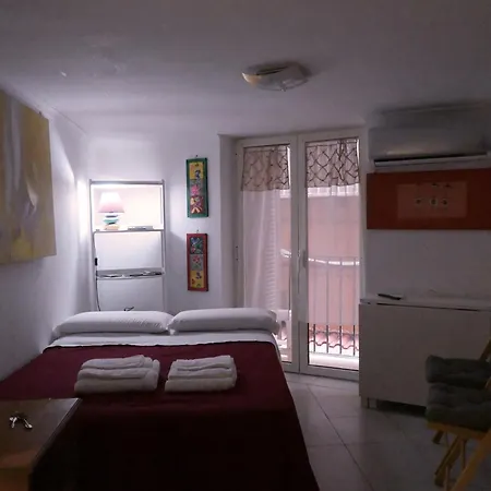 Lilliput Apartment-3